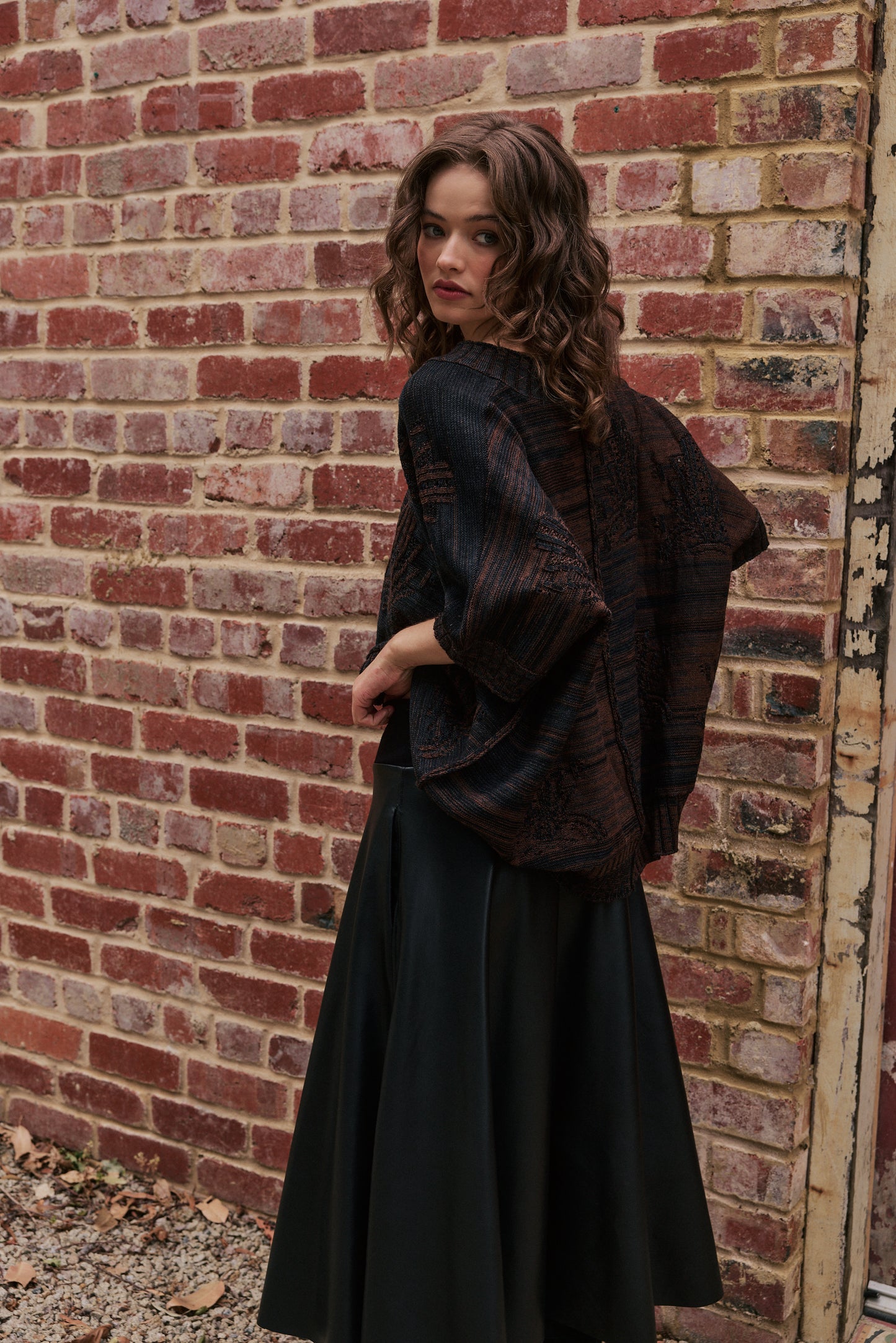 NADIA VEST - CHOC/BLACK