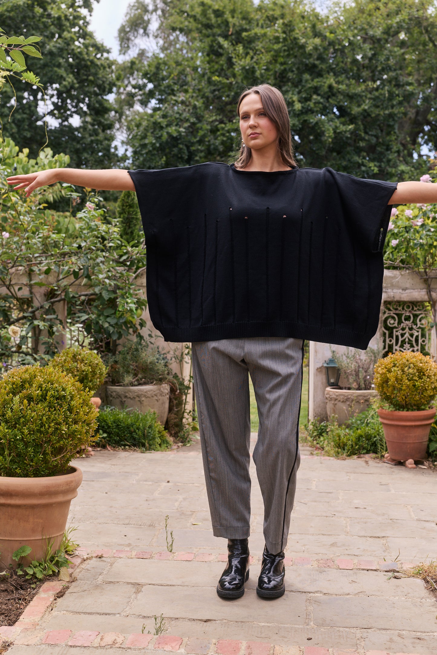 WHITNEY KNIT - BLACK